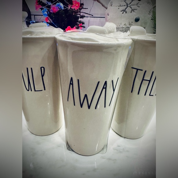 Ceramic Rae Dunn coffee cups. - Picture 5 of 6